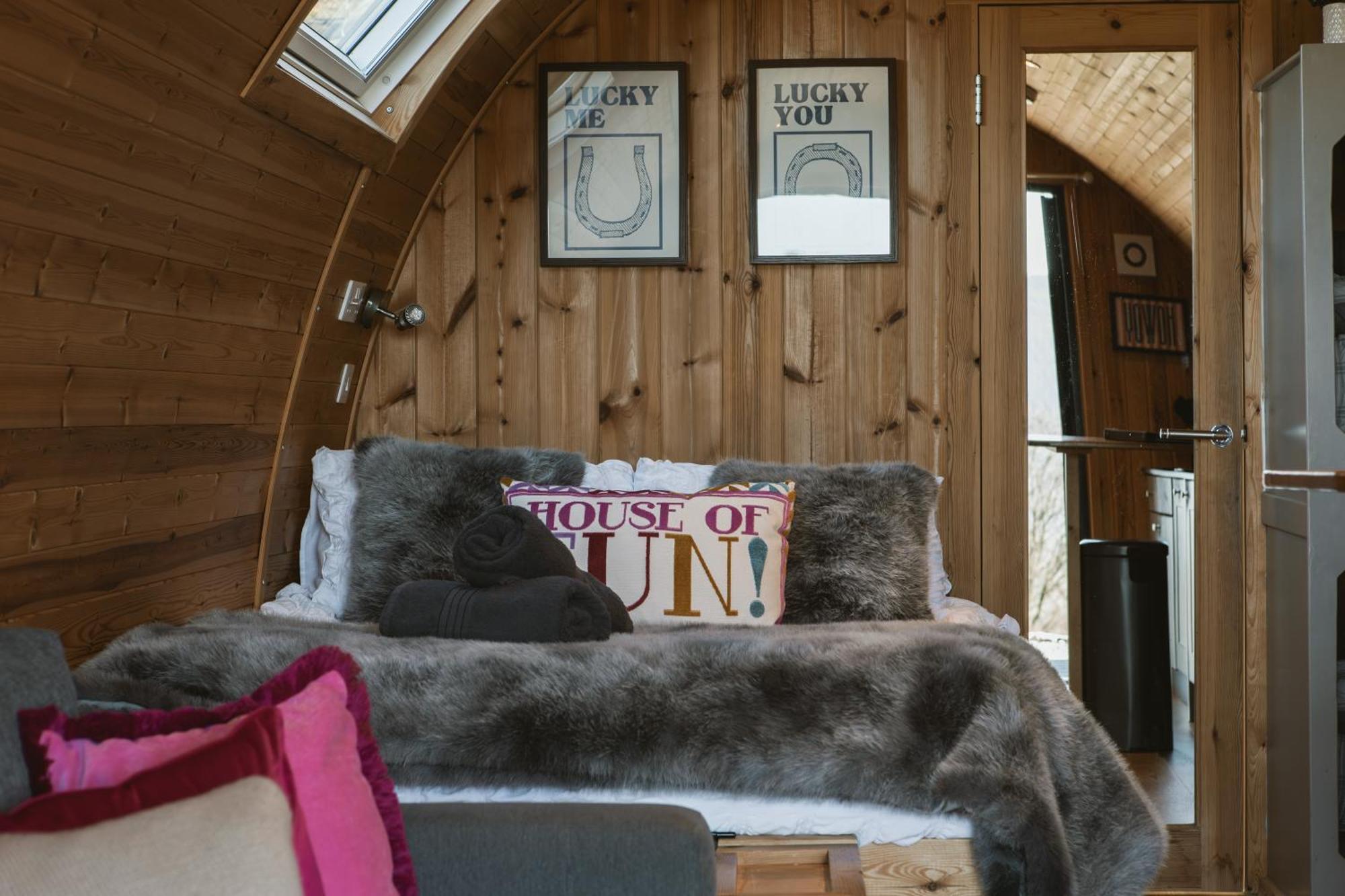 The Huts At Highside Farm Кесвик